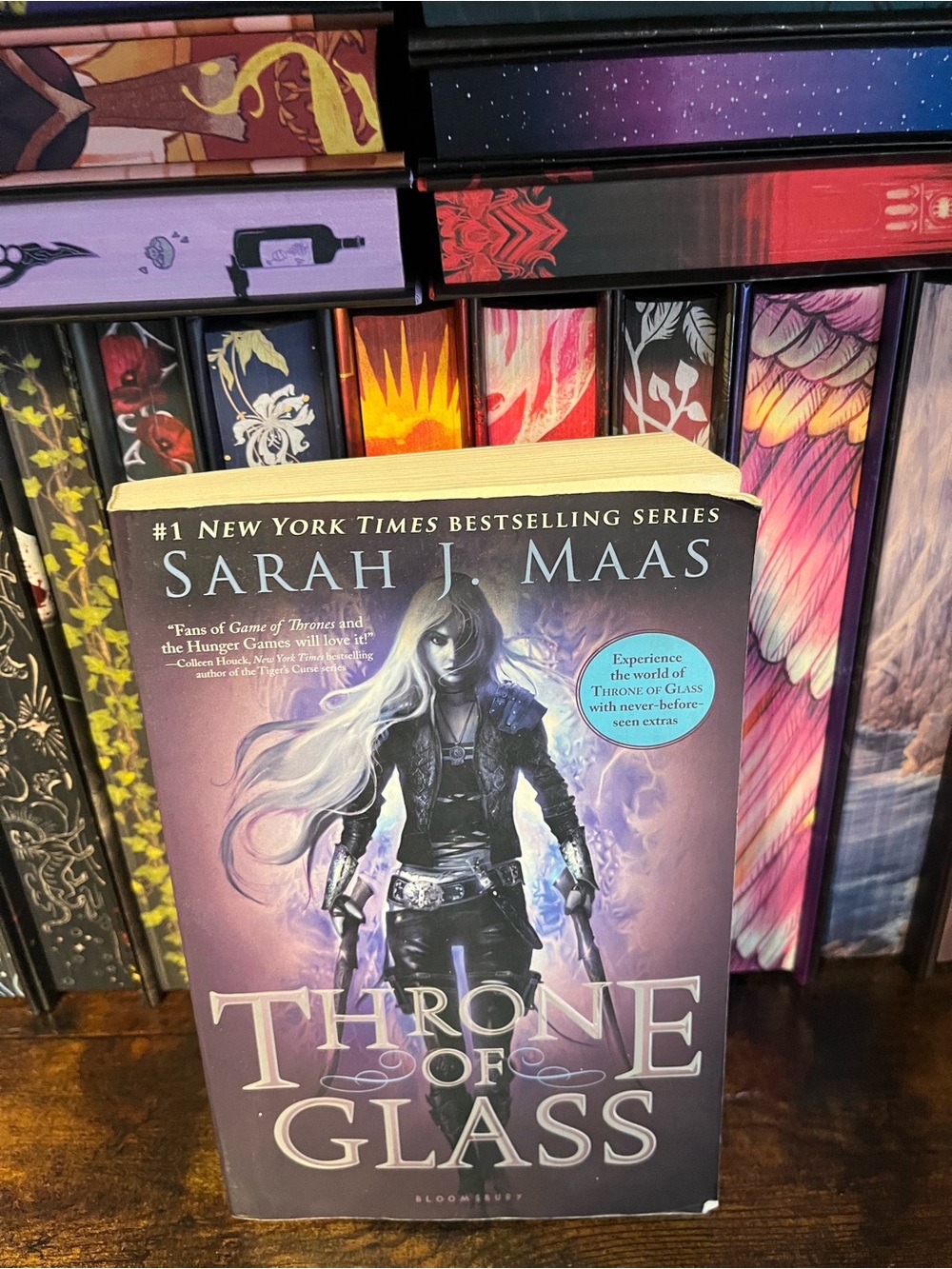 Throne of Glass by Sarah J. Maas OOP paperback Very good